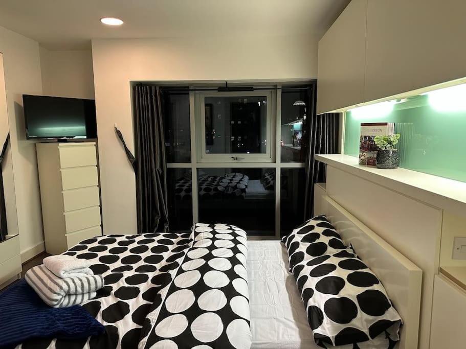 Heart Of Bham Free Parking - Walk To Everything/1 Min From New St Station Birmingham Exterior foto