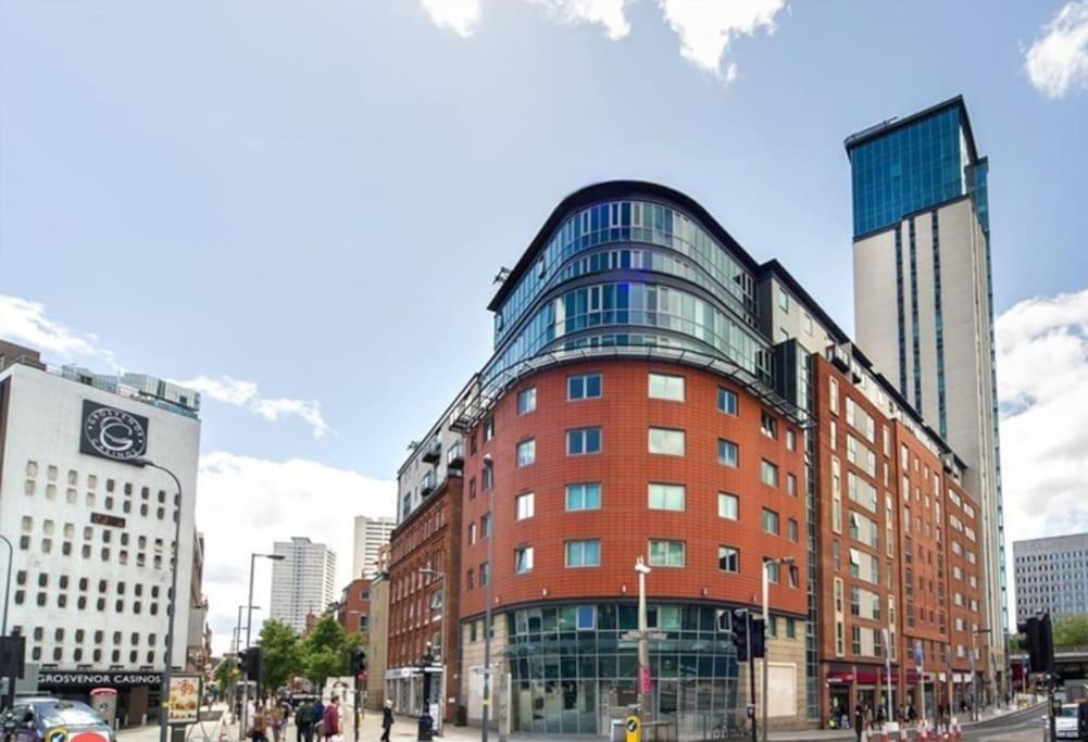 Heart Of Bham Free Parking - Walk To Everything/1 Min From New St Station Birmingham Exterior foto